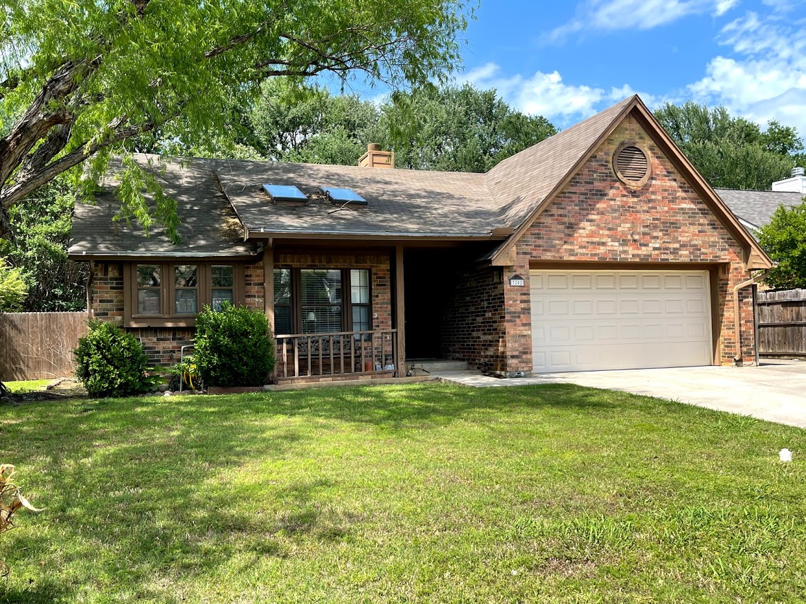 3202 Fairview Dr.